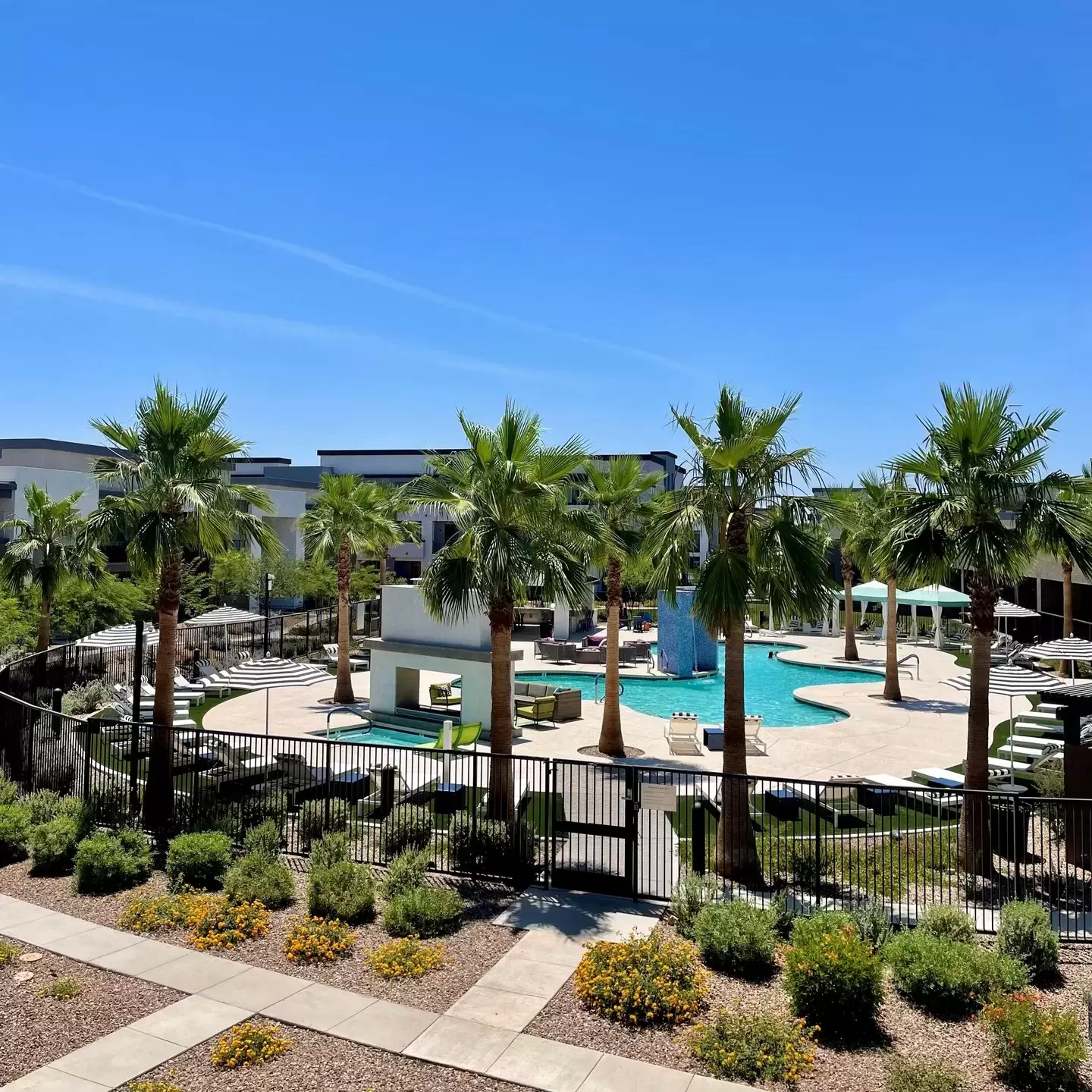 Check out this stunning patio view! 😍

This poolside 2 bedroom is available now! Refer a friend and receive a $400 rent credit! 💵

Call us for more details!! 
.
.
.
#LivLikeNoOther #LivPool #LuxuryLiving #LivCrossroads
